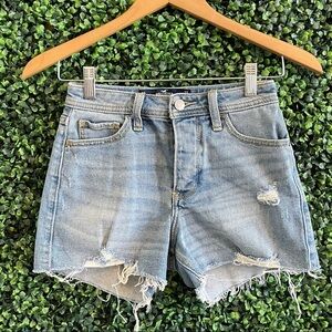 Hollister High Rise Mom Shorts 3”